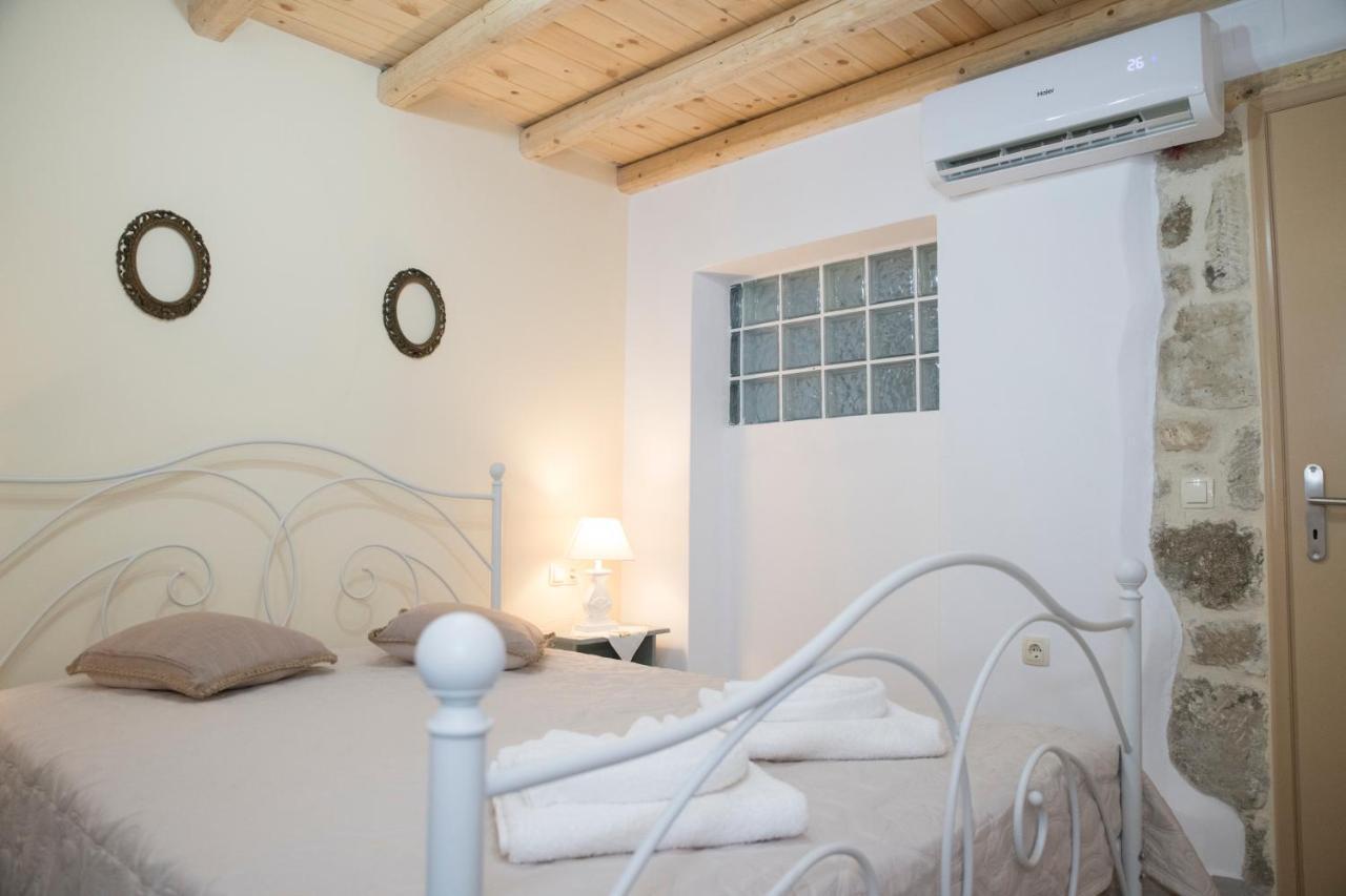 Chalkidιό Apartment Pitsidia Exterior photo